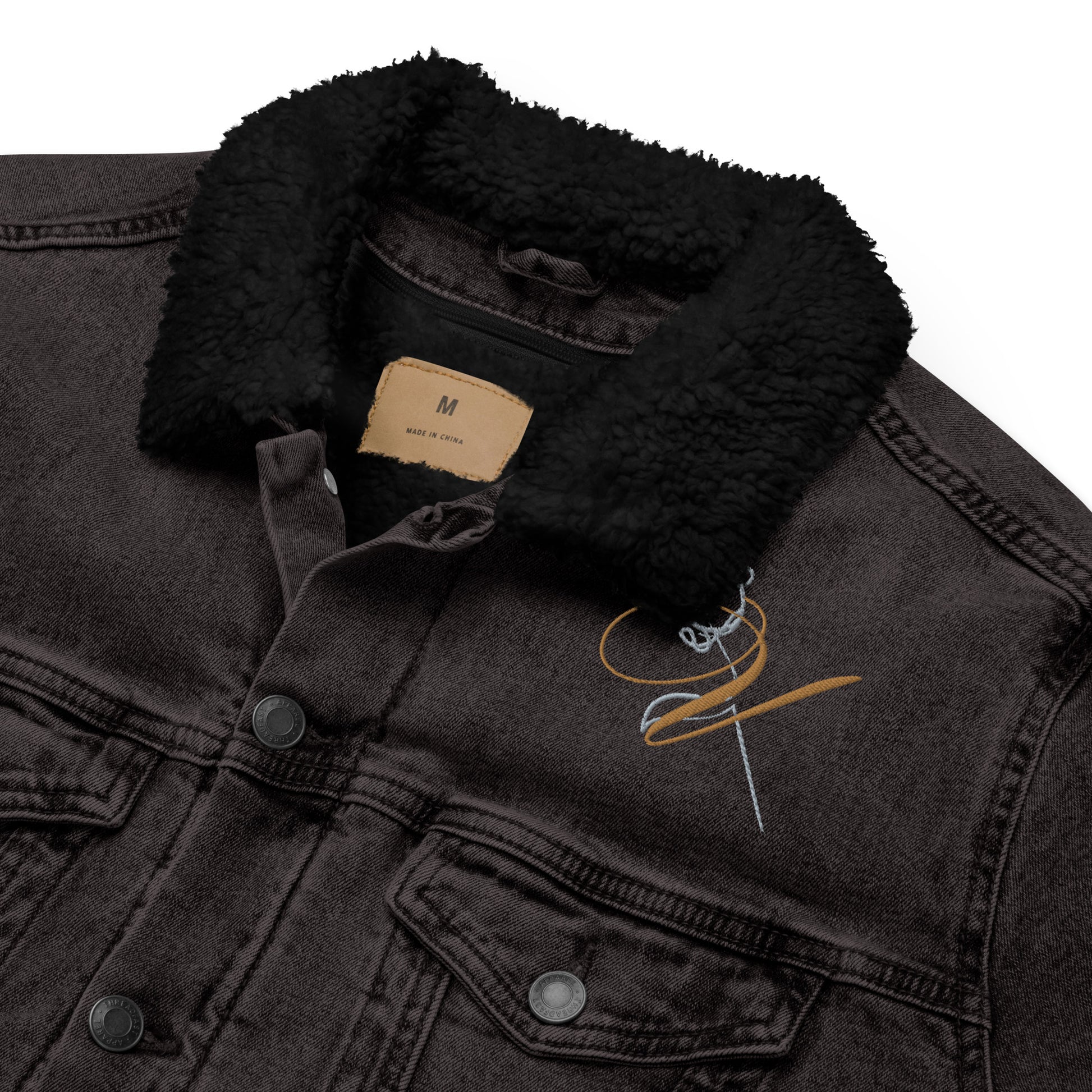 v signature denim sherpa jacket black close